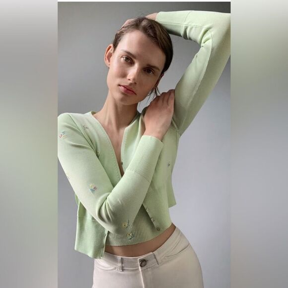 ZARA EMBROIDERED FLOWER JACKET - Picture 5 of 7